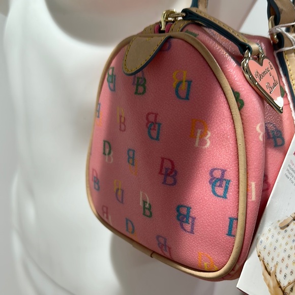 NWT Dooney & Bourke Pink Shoulder Bag with Multicolor Logo - Picture 7 of 7
